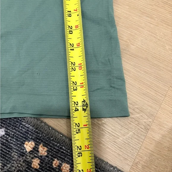 Lululemon Swiftly Size 2 - Picture 7 of 7